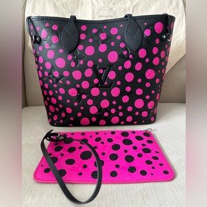 Louis Vuitton x Yayoi Kusama 2023 Neverfull MM  with pouch
